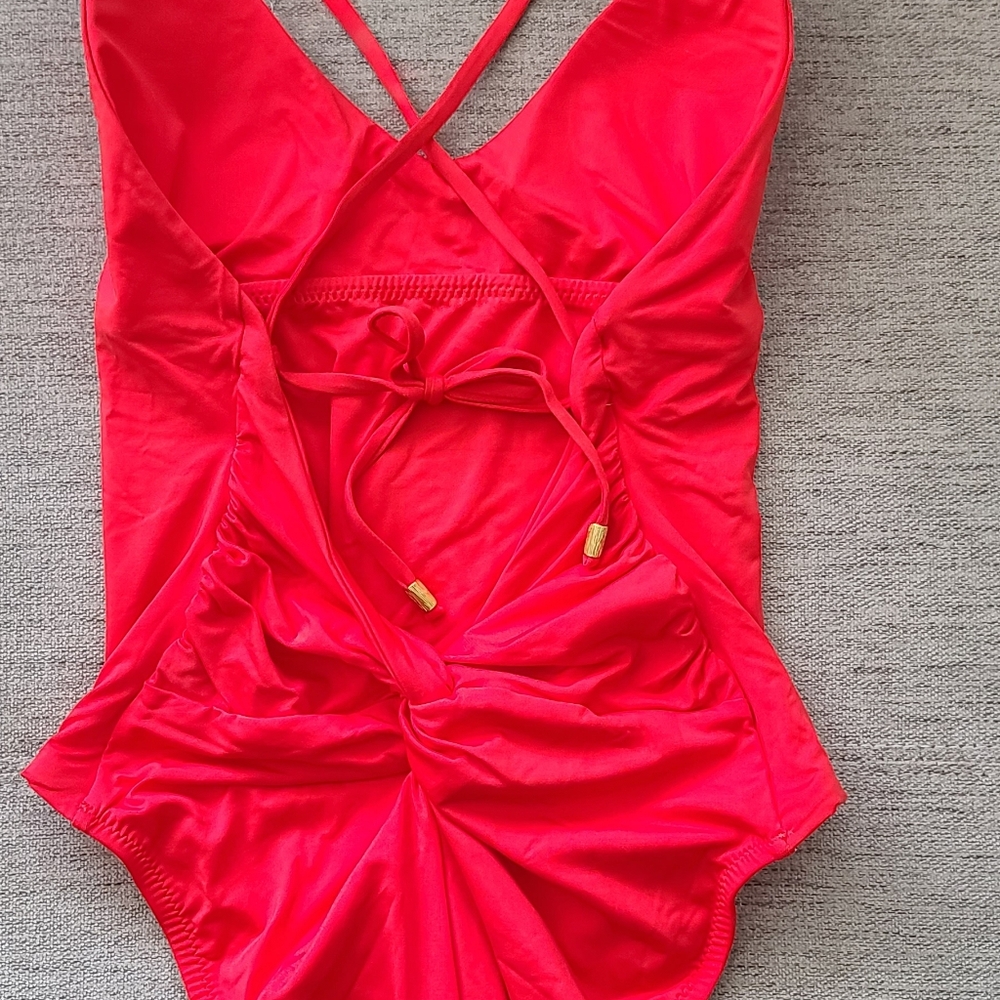 Trina Turk Monaco Twistback One Piece Swimsuit in Flame Sz 6 - Picture 10 of 11